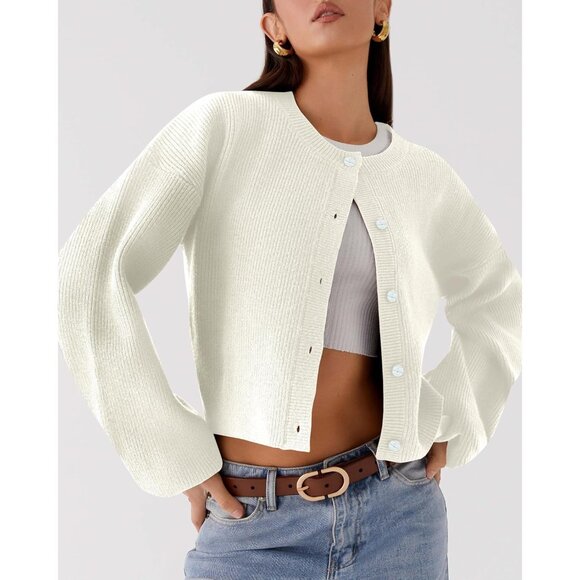 Chic Women's Cropped Cardigan - Chunky Knit Button Down Sweater Jacket - Picture 3 of 6